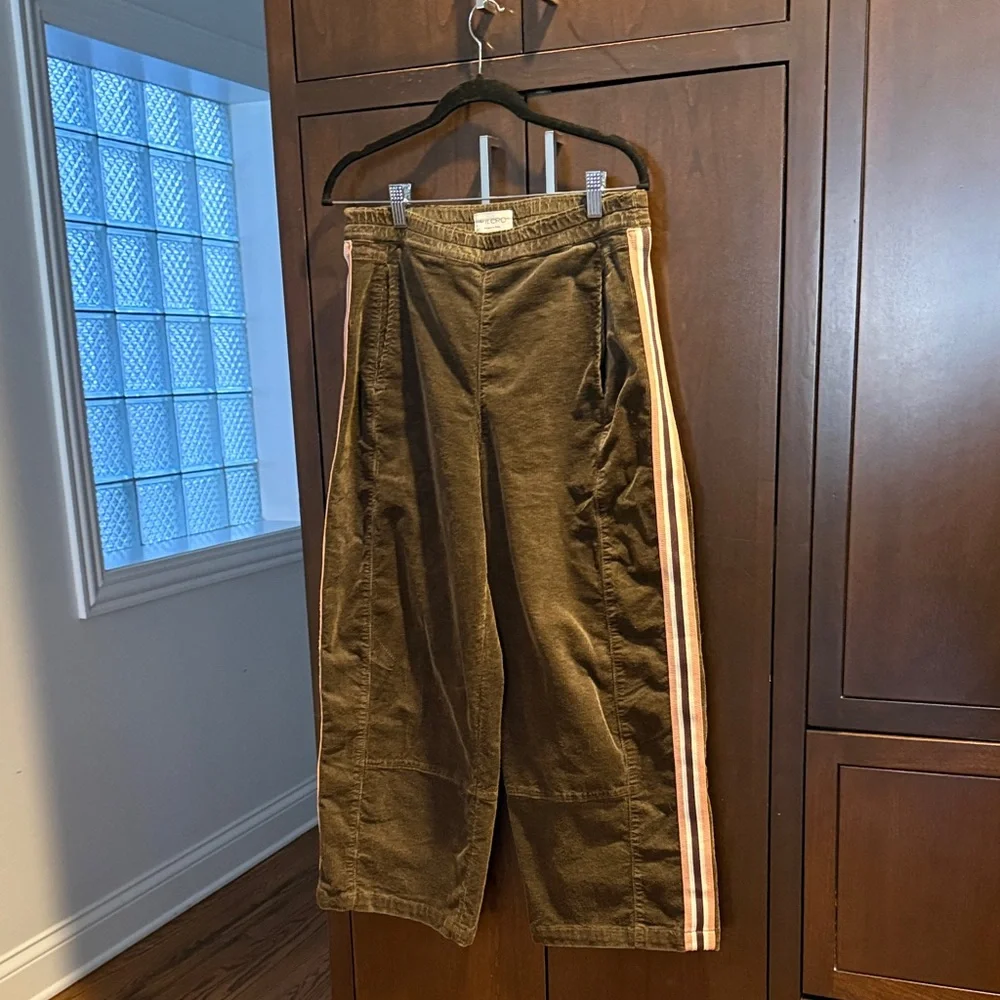 Pilcro Brown Barrel Corduroy Pants with Pink Stripes from Anthropology - Picture 1 of 4